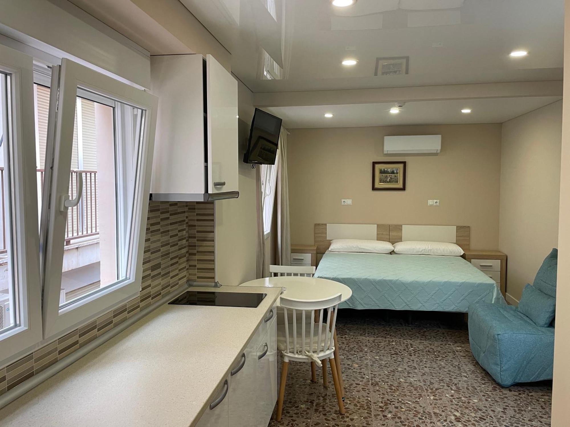 Apartamentos Pelicano Benidorm Extérieur photo