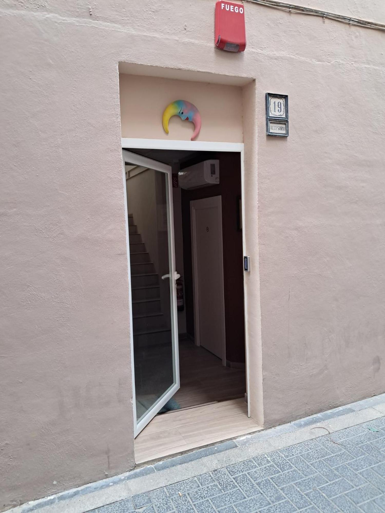 Apartamentos Pelicano Benidorm Extérieur photo